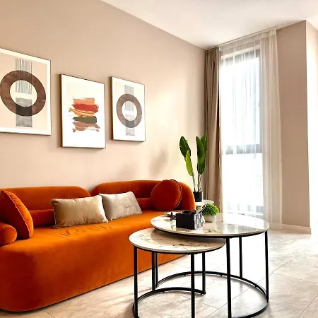 Apartament Urban Glow Next To Hospital By Cosher Bŭnzarito